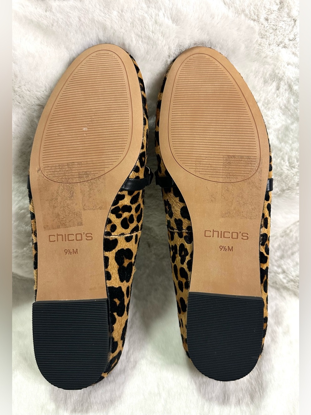 Chico's Leopard Print Calf Hair/Leather Slip-On Loafers with Chain Accent Sz 9.5 - Picture 6 of 7